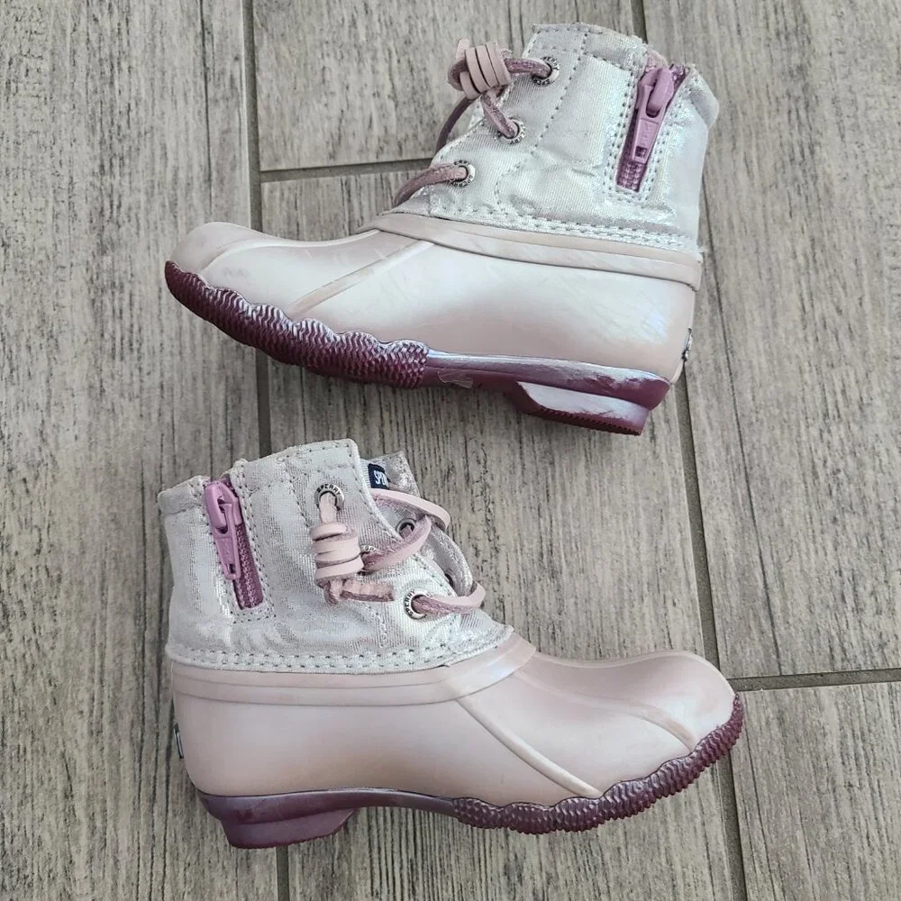 Sperry Saltwater duck boots blush pink little girls 8M